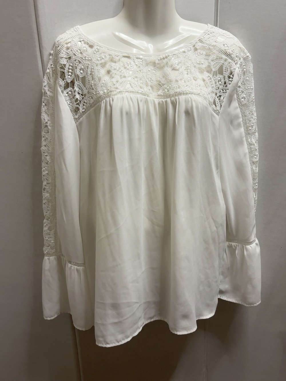 Como Vintage Intricate Crochet Bell Sleeve Blouse Women XL White Pullover A2